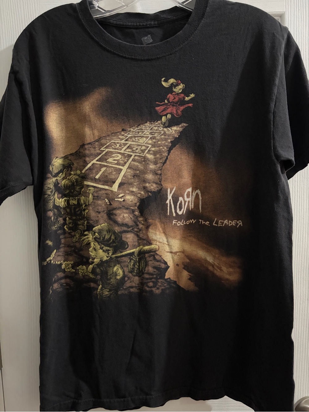 'Follow the Leader' Black Graphic Short Sleeve Tee